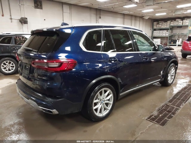 2019 BMW X5 5UXCR6C56KLL52268 Photo 3