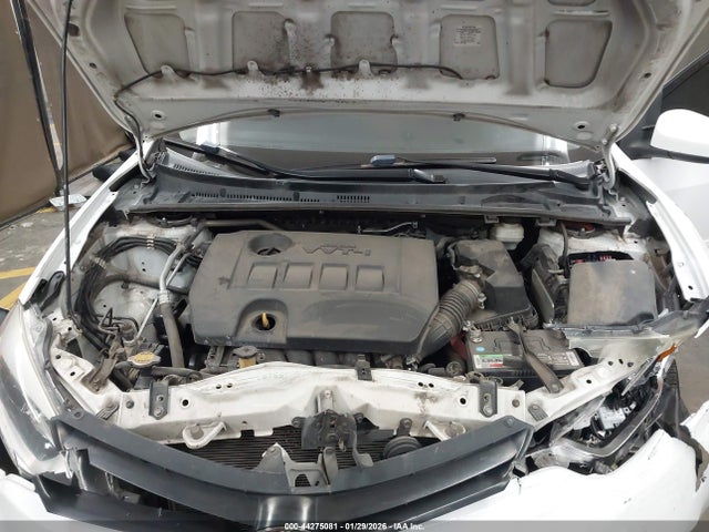 5YFBURHE5EP149325 Toyota Corolla Le Plus