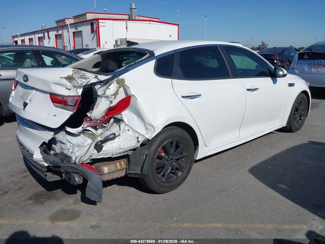 5XXGT4L38GG036532 KIA Optima Lx