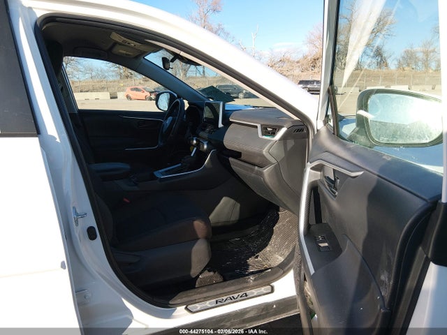 2T3G1RFV7SC507299 Toyota RAV4 LE