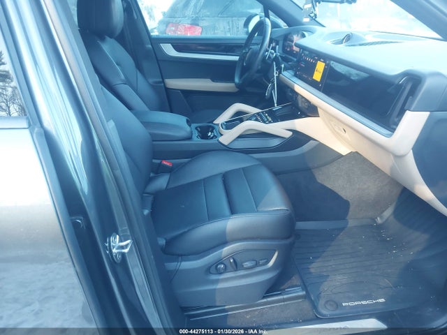 2024 PORSCHE CAYENNE WP1AA2AY3RDA04386 Photo 4