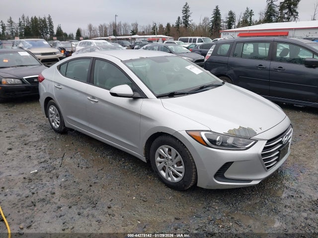 2017 HYUNDAI ELANTRA 5NPD74LF3HH184644