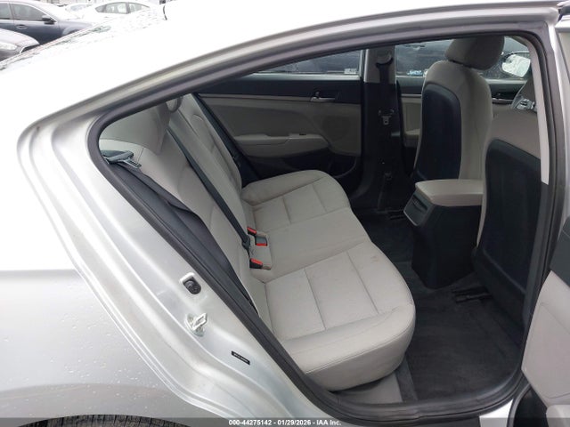 Hyundai ELANTRA SE 2017 5NPD74LF3HH184644 Image 19