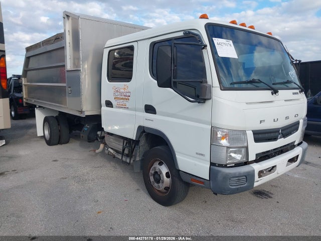 2017 MITSUBISHI FEC72W JL6BPH1A4HK003002 Photo 0