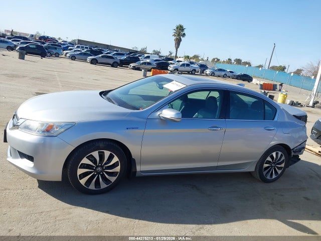 1HGCR6F71EA008816 Honda Accord Hybrid Touring