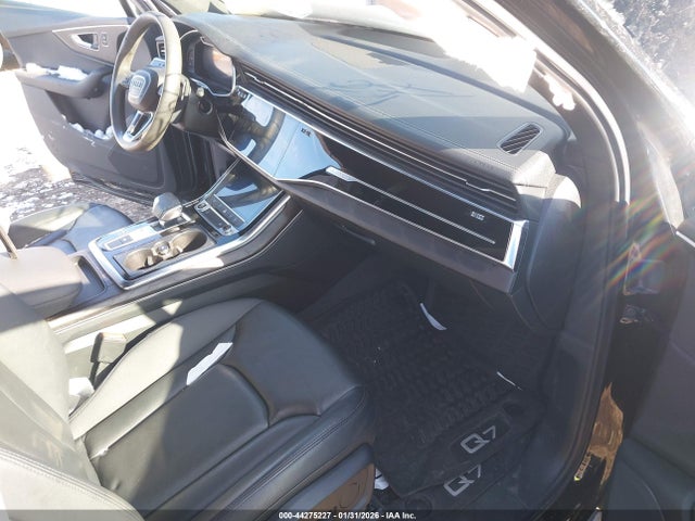 2023 AUDI Q7 WA1ACBF75PD015604 Photo 4