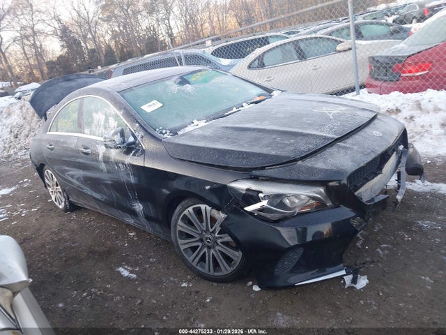 2019 Mercedes-benz Cla 250 4matic მანქანა იყიდება აუქციონზე, vin: WDDSJ4GB8KN774500, აუქციონის ნომერი: 44275233