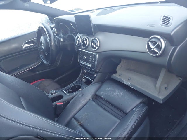 2019 Mercedes-benz Cla 250 4matic მანქანა იყიდება აუქციონზე, vin: WDDSJ4GB8KN774500, აუქციონის ნომერი: 44275233