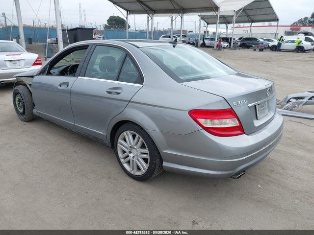 44275242 :رقم المزاد ، WDDGF54X09F282593 vin ، 2009 Mercedes-benz C 300 Luxury/sport مزاد بيع