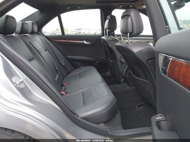 44275242 :رقم المزاد ، WDDGF54X09F282593 vin ، 2009 Mercedes-benz C 300 Luxury/sport مزاد بيع