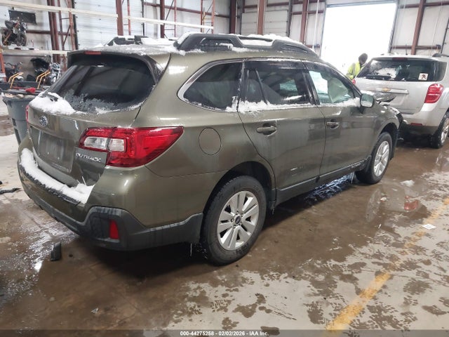 Продаж на аукціоні авто 2018 Subaru Outback 2.5i Premium, vin: 4S4BSACC0J3253748, номер лоту: 44275258