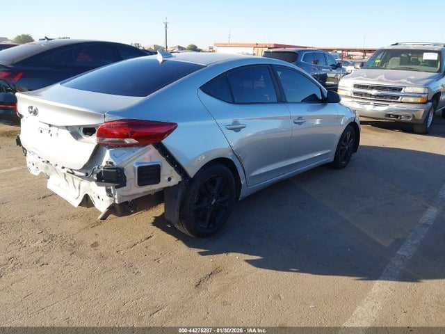5NPD84LF5JH227125 Hyundai ELANTRA SEL