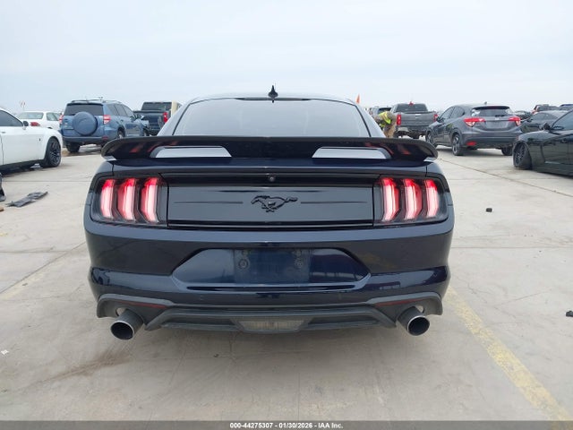 Ford Mustang Ecoboost Premium Fastback 2021 1FA6P8TH8M5150085 Image 17