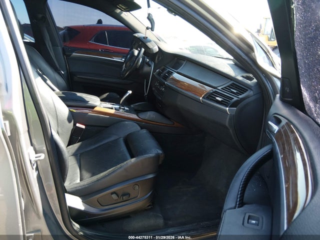 2014 BMW X6 5UXFG2C52E0C45769 Photo 4