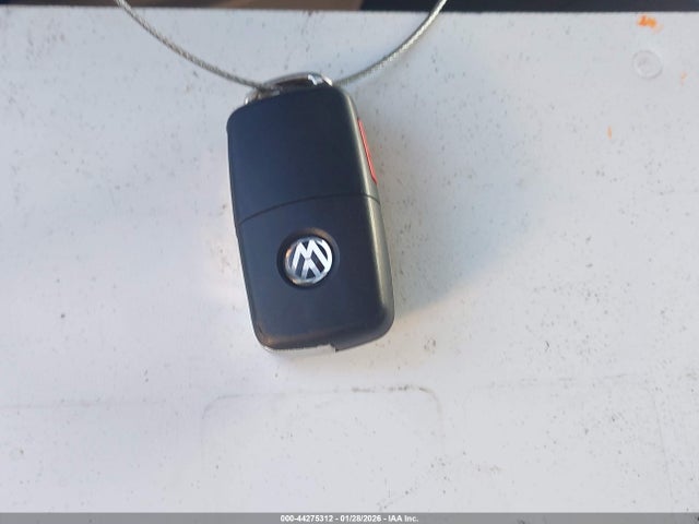 3VWD17AJ7EM410889 Volkswagen Jetta 1.8t Se