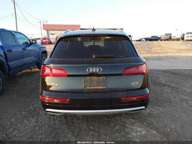 WA1BNAFY5J2083809 Audi Q5 2.0t Premium/2.0t Tech Premium