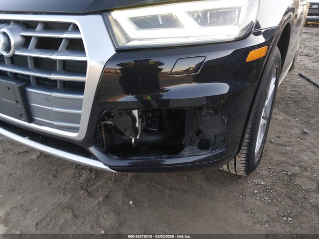 WA1BNAFY5J2083809 Audi Q5 2.0t Premium/2.0t Tech Premium