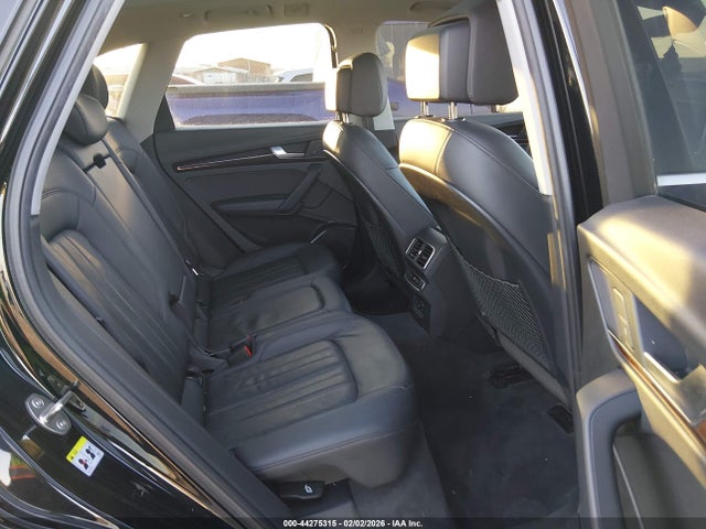 WA1BNAFY5J2083809 Audi Q5 2.0t Premium/2.0t Tech Premium