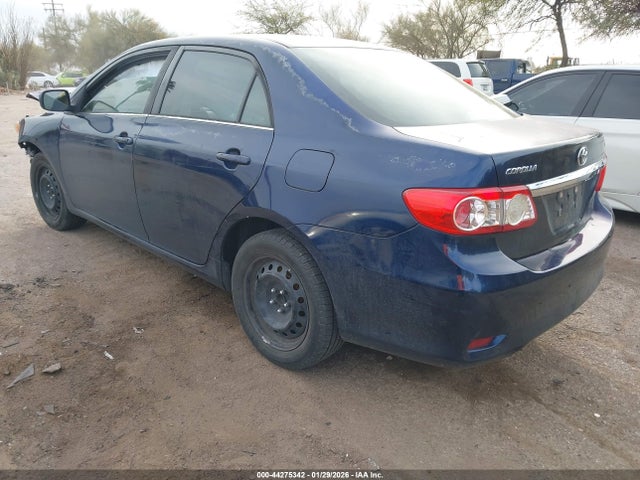 2013 TOYOTA COROLLA 5YFBU4EEXDP109425 Photo 2