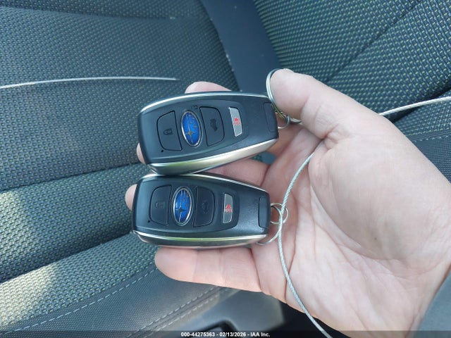 JF2GUADC5R8372463 Subaru Crosstrek Premium