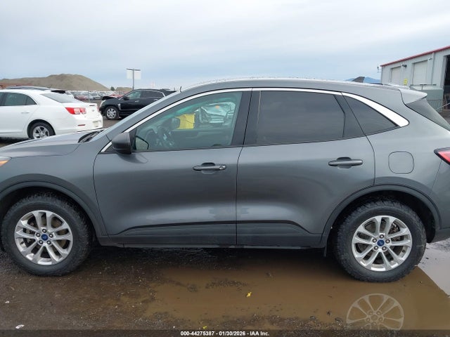 1FMCU9G63NUA71110 Ford ESCAPE SE