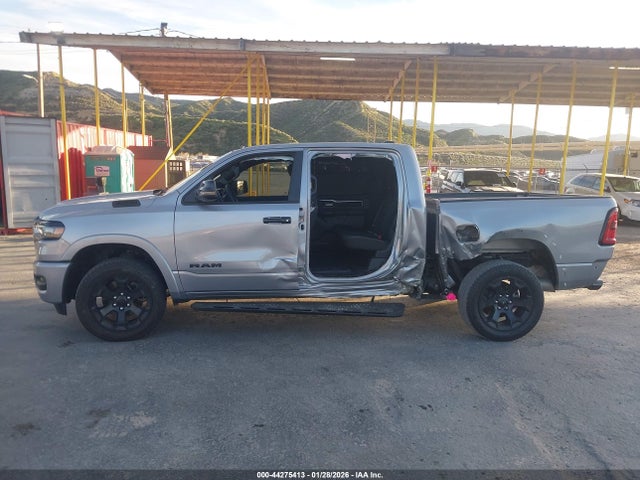 1C6SRFFP3SN521183 RAM 1500 Big Horn 4x4 5&#039;7 Box