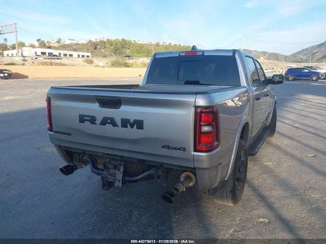 1C6SRFFP3SN521183 RAM 1500 Big Horn 4x4 5&#039;7 Box