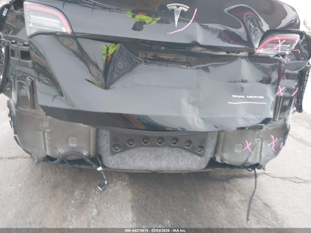 2023 TESLA MODEL Y 7SAYGDEE0PF689630 Photo 5