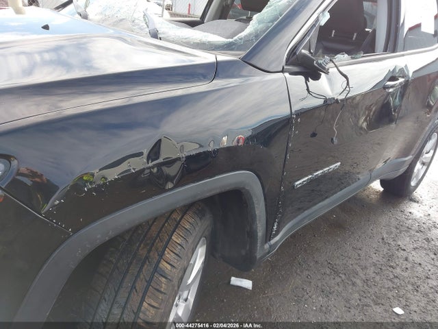 3C4NJDBB3HT635205 Jeep New Compass Latitude 4x4