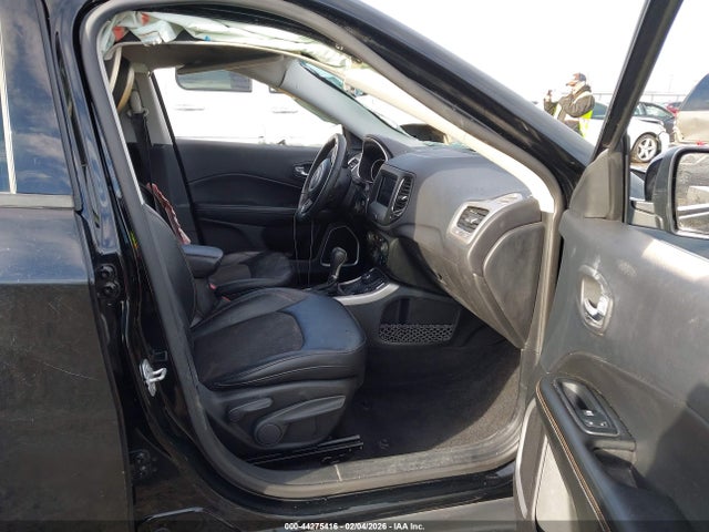 3C4NJDBB3HT635205 Jeep New Compass Latitude 4x4