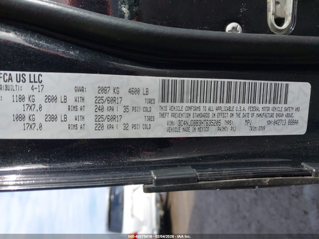 3C4NJDBB3HT635205 Jeep New Compass Latitude 4x4