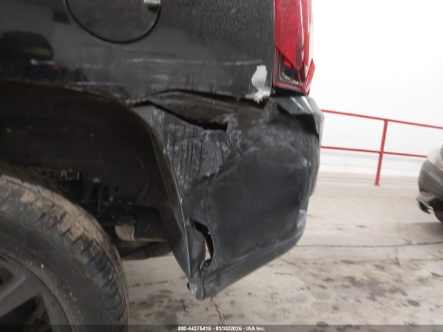 1C4NJCBA7FD379865 Jeep Compass Altitude Edition
