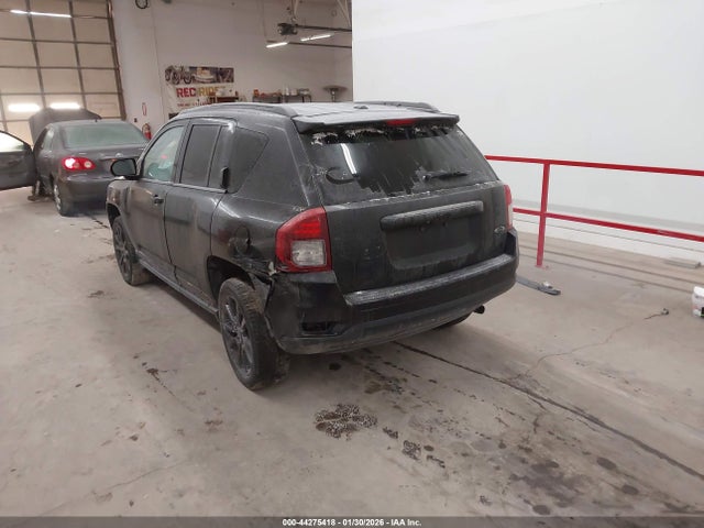 1C4NJCBA7FD379865 Jeep Compass Altitude Edition