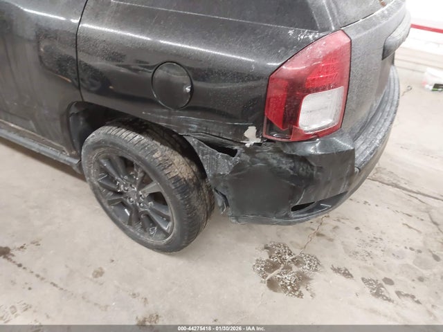 1C4NJCBA7FD379865 Jeep Compass Altitude Edition