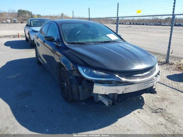 44275442 :رقم المزاد ، 1C3CCCABXFN687672 vin ، 2015 Chrysler 200 Limited مزاد بيع