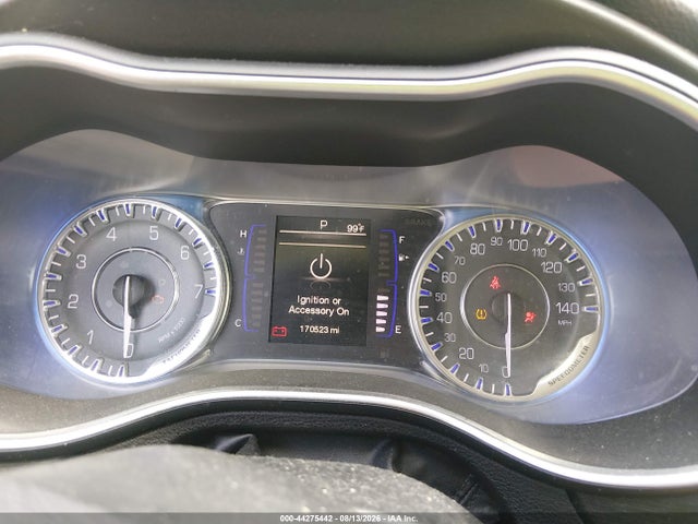 44275442 :رقم المزاد ، 1C3CCCABXFN687672 vin ، 2015 Chrysler 200 Limited مزاد بيع