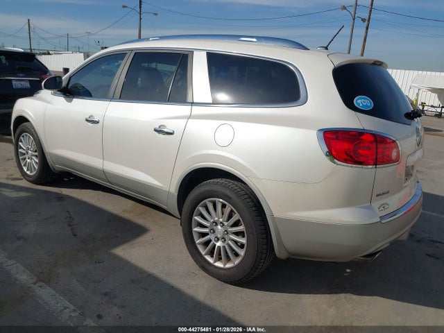 2011 BUICK ENCLAVE 5GAKRAED3BJ118056 Photo 2