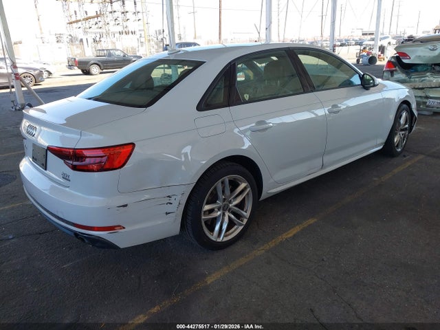WAUDNAF47HN048335 Audi A4 2.0t Season Of Audi Premium