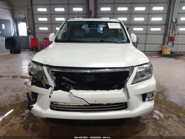JTJHY7AX8E4157062 Lexus LX 570