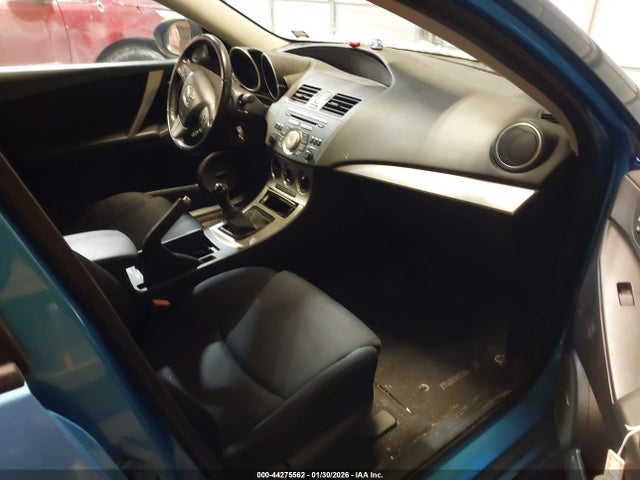 2011 MAZDA MAZDA3 JM1BL1K51B1431670 Photo 4