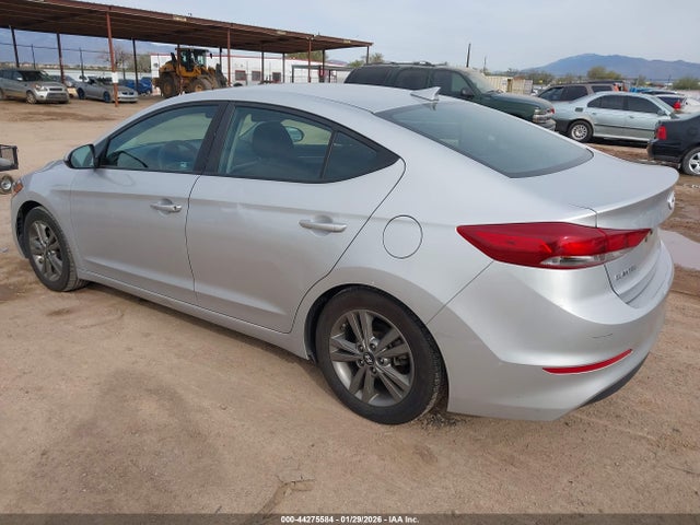5NPD84LF7JH244735 Hyundai ELANTRA SEL