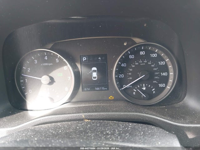 5NPD84LF7JH244735 Hyundai ELANTRA SEL