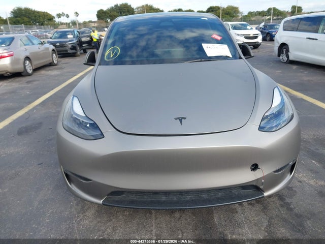 2023 TESLA MODEL Y 7SAYGAEE5PF673793 Photo 5