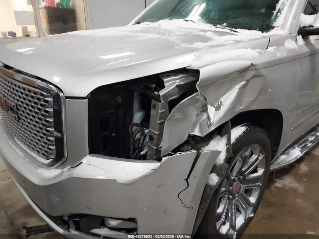 44275603 :رقم المزاد ، 1GKS2CKJ7FR153087 vin ، 2015 Gmc Yukon Denali مزاد بيع