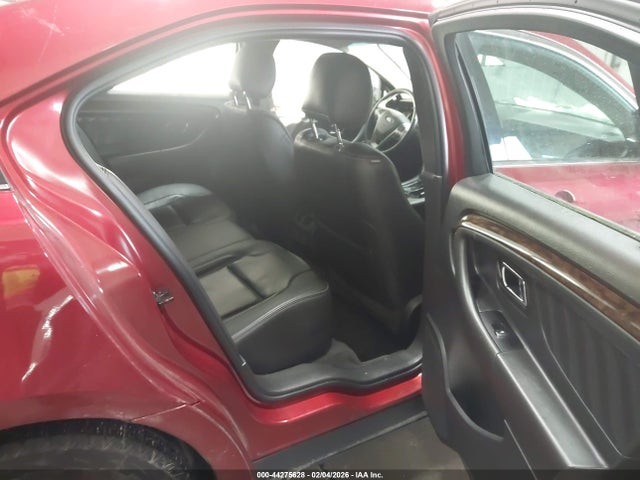 1FAHP2J82KG116606 Ford Taurus Limited