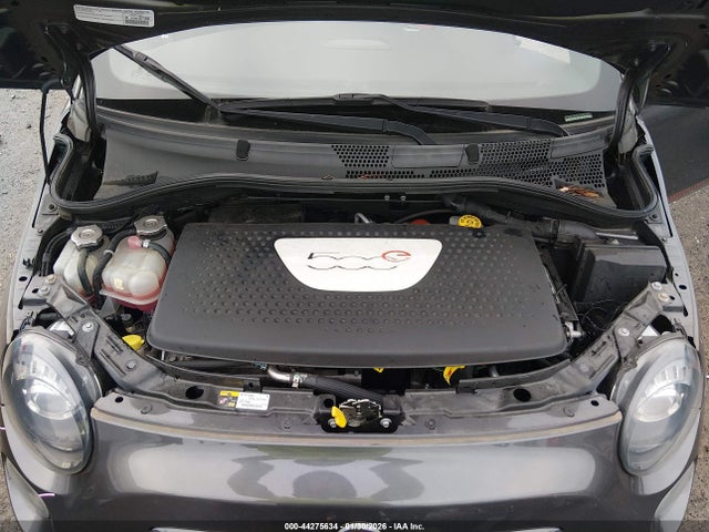 2014 FIAT 500E 3C3CFFGE1ET227647 Photo 9