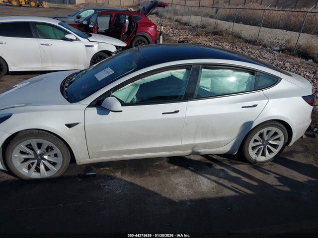 5YJ3E1EB1NF272077 Tesla Model 3 Long Range Dual Motor All-wheel Drive