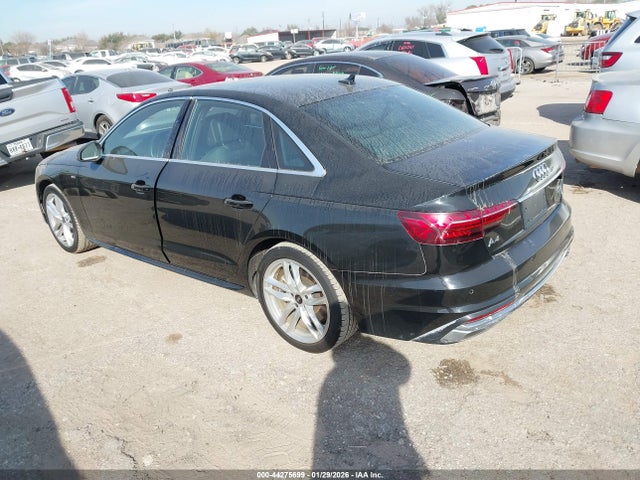 2024 AUDI A4 WAUEAAF42RN014658 Photo 2