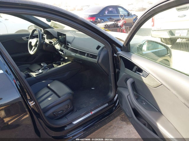 2024 AUDI A4 WAUEAAF42RN014658 Photo 4