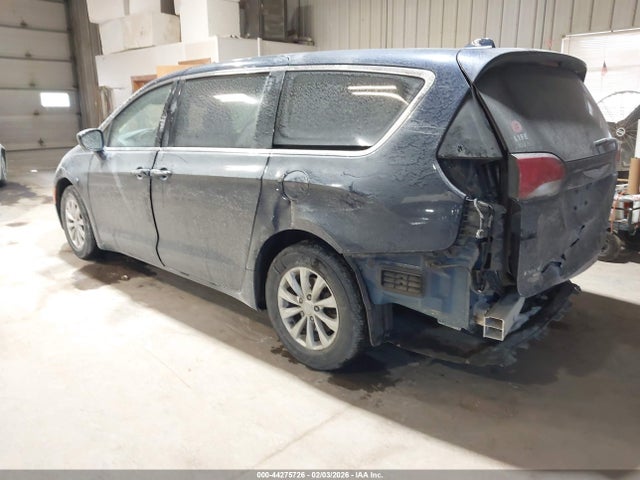 44275726 :رقم المزاد ، 2C4RC1FG4KR589460 vin ، 2019 Chrysler Pacifica Touring Plus مزاد بيع